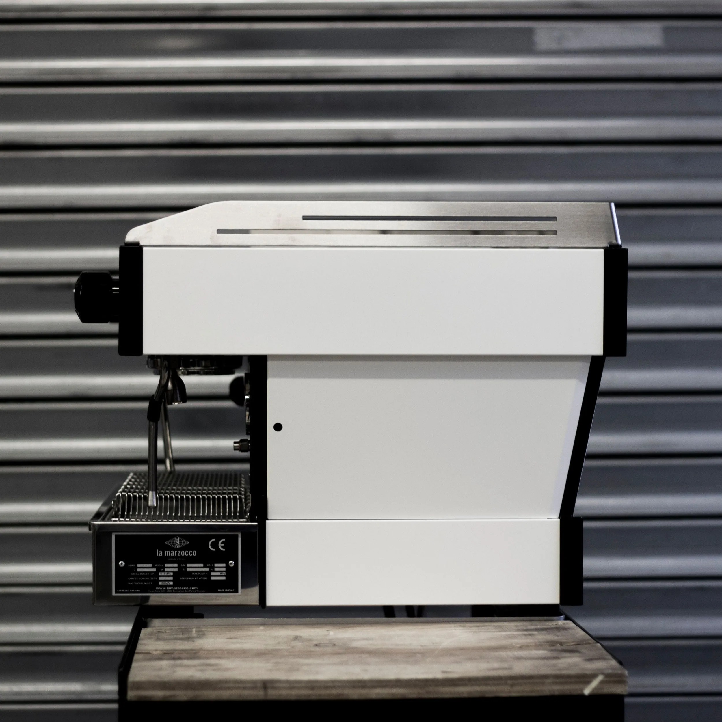 La Marzocco Linea PB 2 Group AV (Automatic) Espresso Machine - White